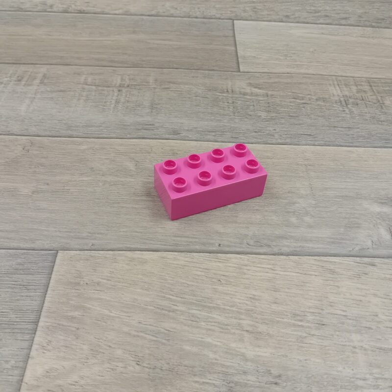 Duplo 8 nops blok donkerroze