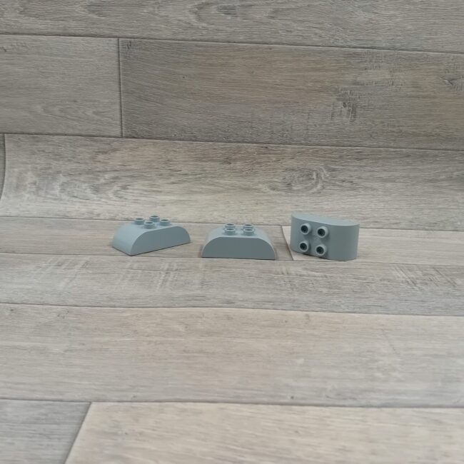 Duplo 4 nops blok 2 kanten afgerond lichtgrijs