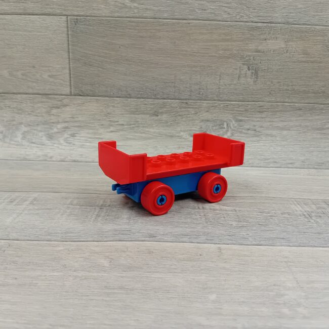 Duplo blauwe aanhanger/wagon met rode wielen en rode laadbak