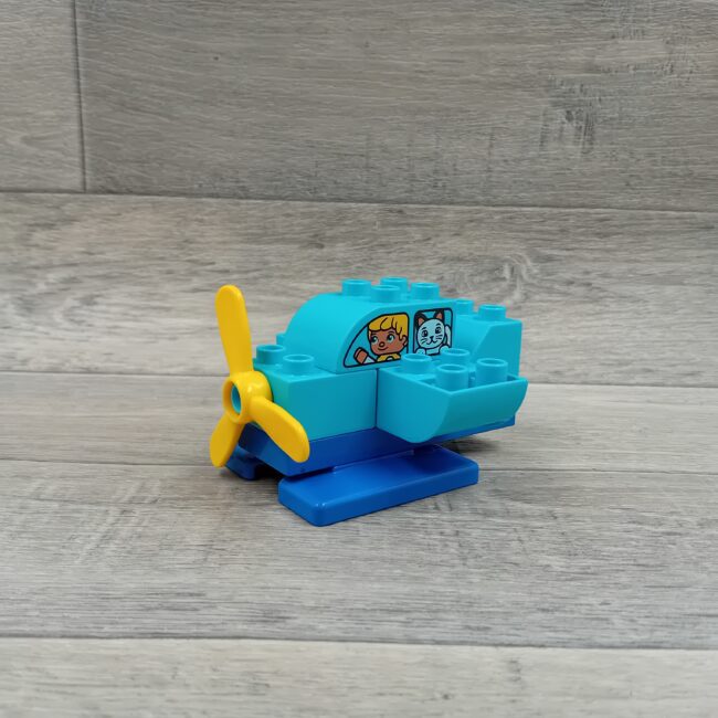 Duplo creatieve auto's - vliegtuig