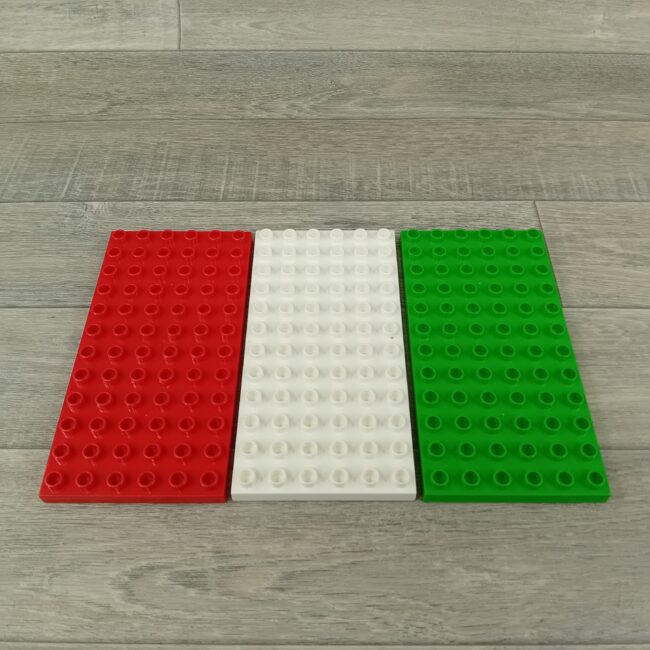 Duplo set bestaande uit 3 bouwplaten 6 x 12 nops